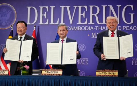 Unterzeichnungszeremonie mit Donald Trump