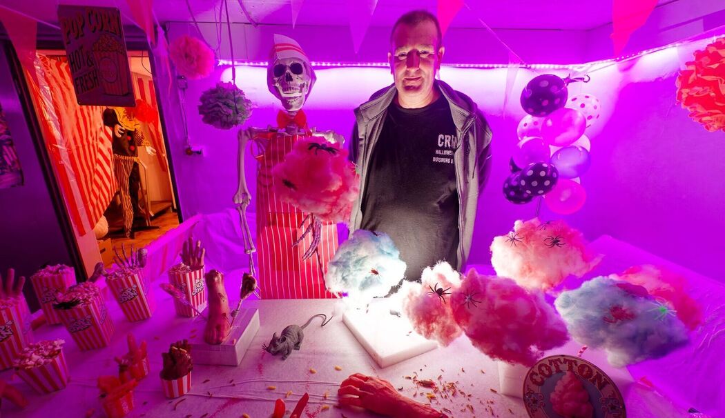 Besuch in Horror-Haus in Duisburg bei Halloween-Fan Sven Wagner Besuch in Horror-Haus in Duisburg bei Halloween-Fan Sven Wagner