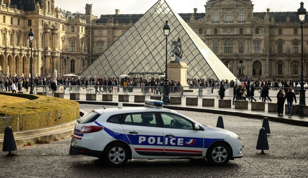 Der Louvre in Paris Der Louvre in Paris
