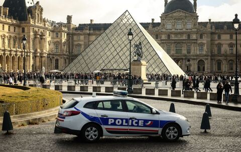 Der Louvre in Paris Der Louvre in Paris