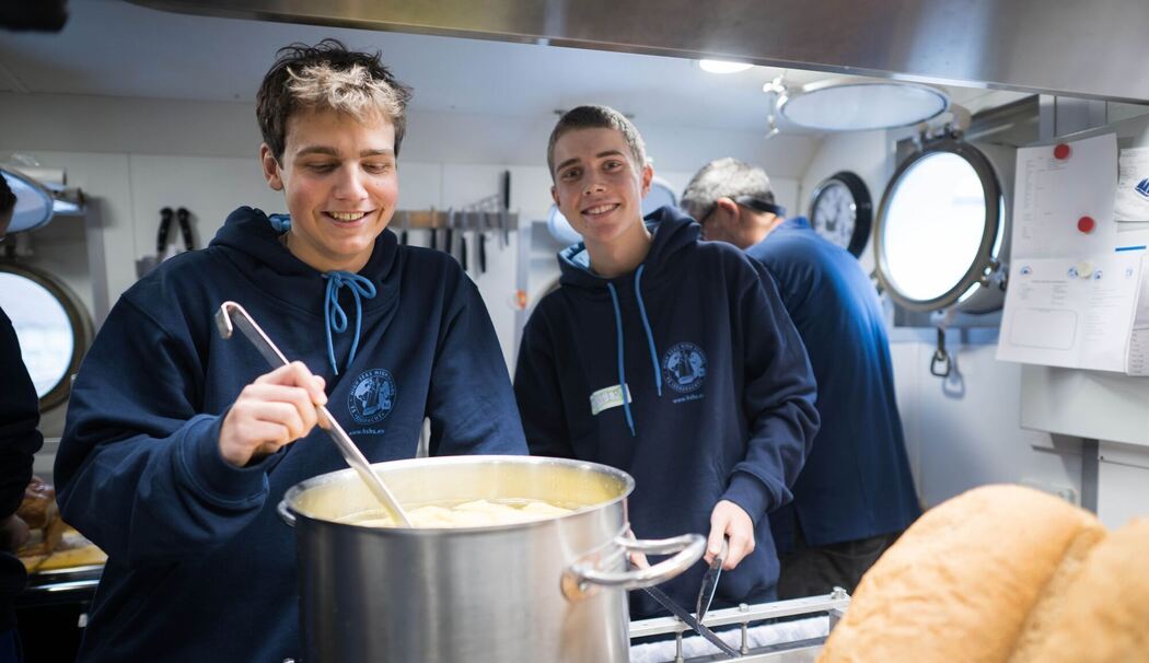 «High Seas High School» - das segelnde Klassenzimmer «High Seas High School» - das segelnde Klassenzimmer