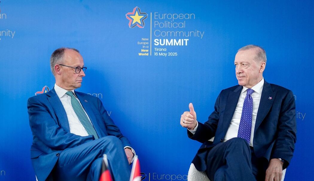 Gipfeltreffen der Europäischen Politischen Gemeinschaft Gipfeltreffen der Europäischen Politischen Gemeinschaft