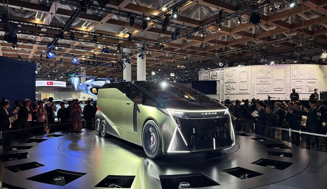 Lexus LS-Minivan Lexus LS-Minivan