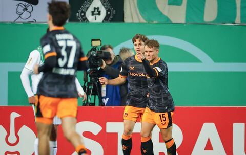 SpVgg Greuther Fürth - 1. FC Kaiserslautern SpVgg Greuther Fürth - 1. FC Kaiserslautern