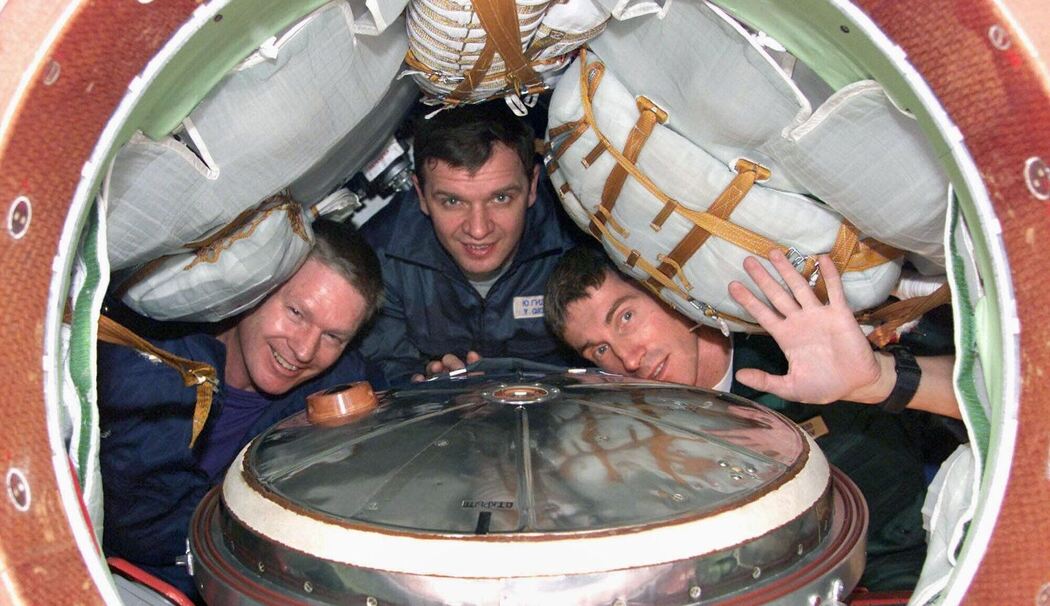 25 Jahre Crew auf der Internationalen Raumstation ISS 25 Jahre Crew auf der Internationalen Raumstation ISS