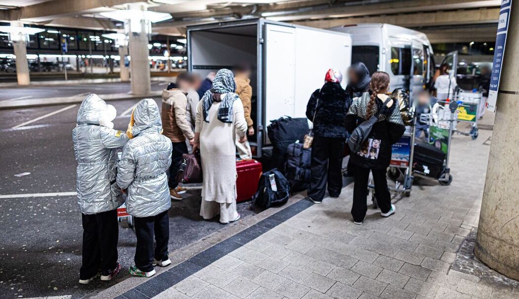 Flughafen Hannover - Ankunft Afghanen mit Aufnahmezusage
