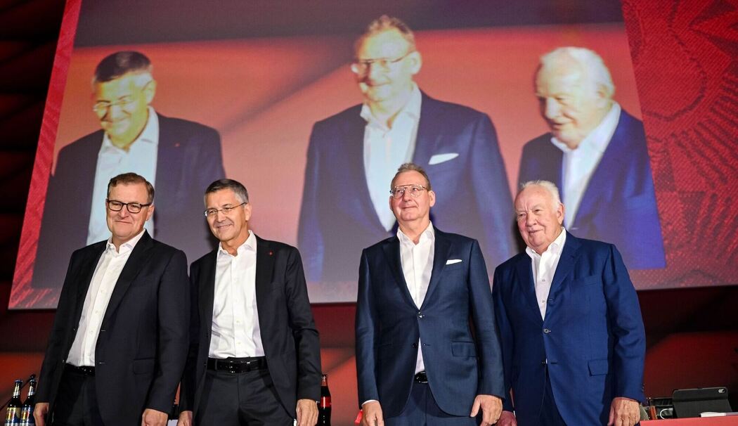 Mitgliederversammlung des FC Bayern München Mitgliederversammlung des FC Bayern München