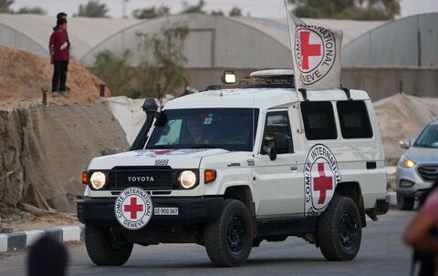 Fahrzeug des Roten Kreuzes