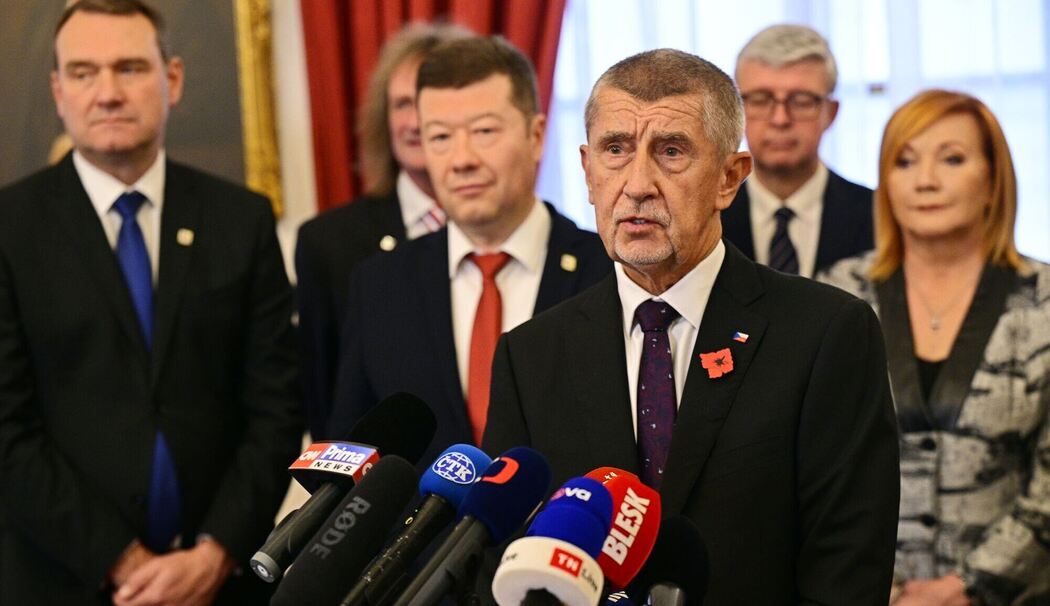 Rechtsbündnis in Tschechien unterschreibt Koalitionsvertrag