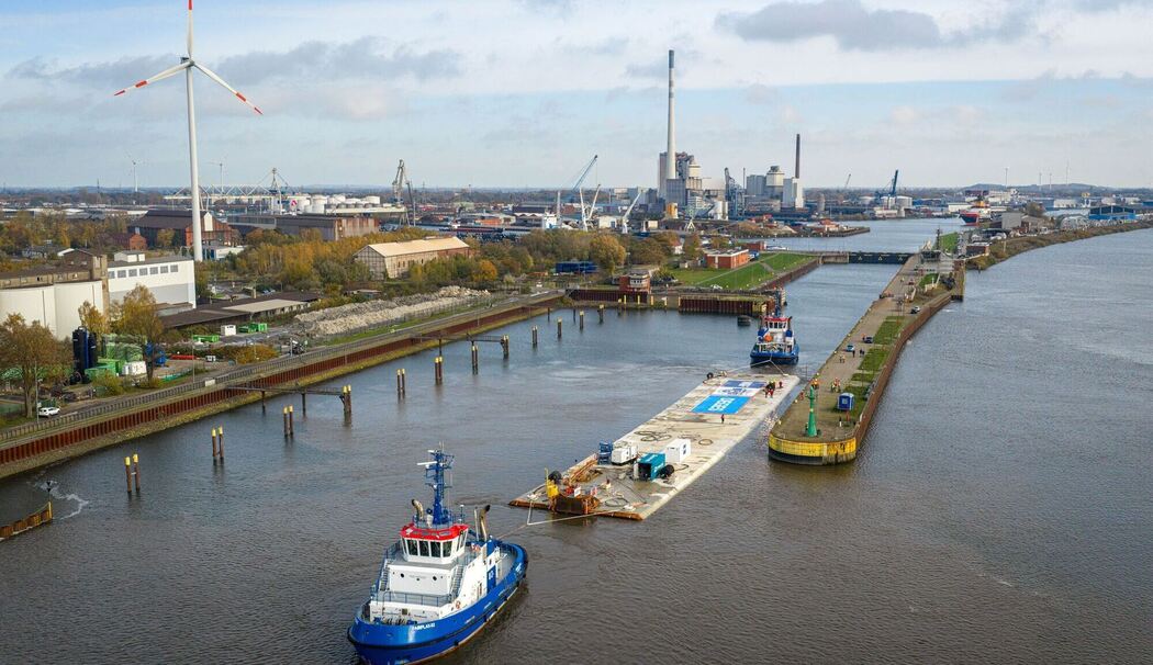 Erstes Bauelement für den Wesertunnel kommt nach Bremen Erstes Bauelement für den Wesertunnel kommt nach Bremen