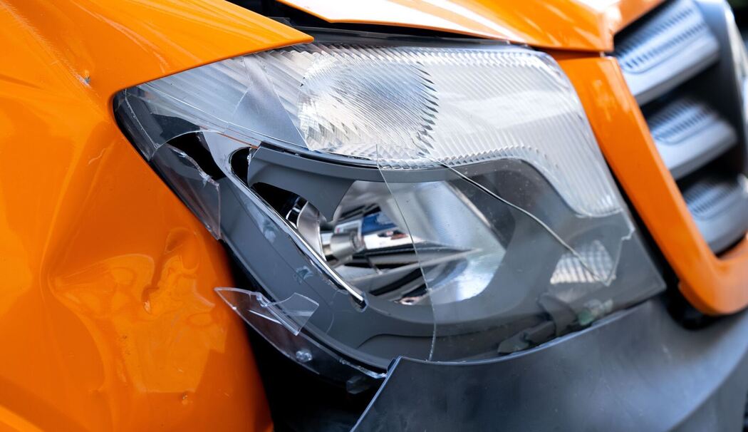 Blechschaden am Auto Blechschaden am Auto