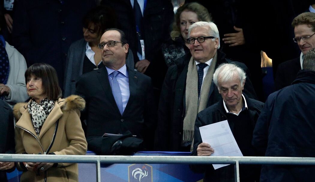 François Hollande (l) und Frank-Walter Steinmeier (r) François Hollande (l) und Frank-Walter Steinmeier (r)