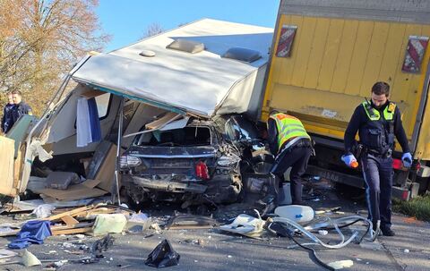 Schwerer Unfall auf der Bundesstraße 12