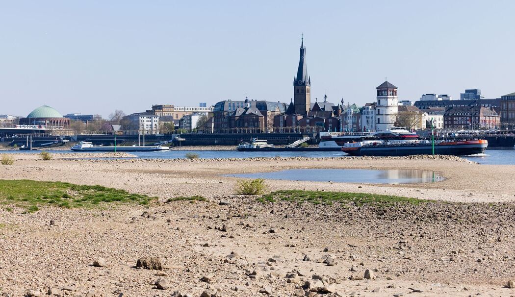 Trockenheit am Rhein Trockenheit am Rhein