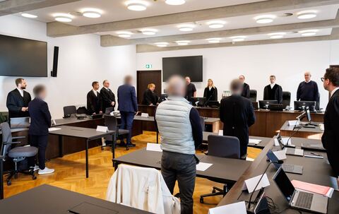 Prozessbeginn wegen Bandenbetrugs