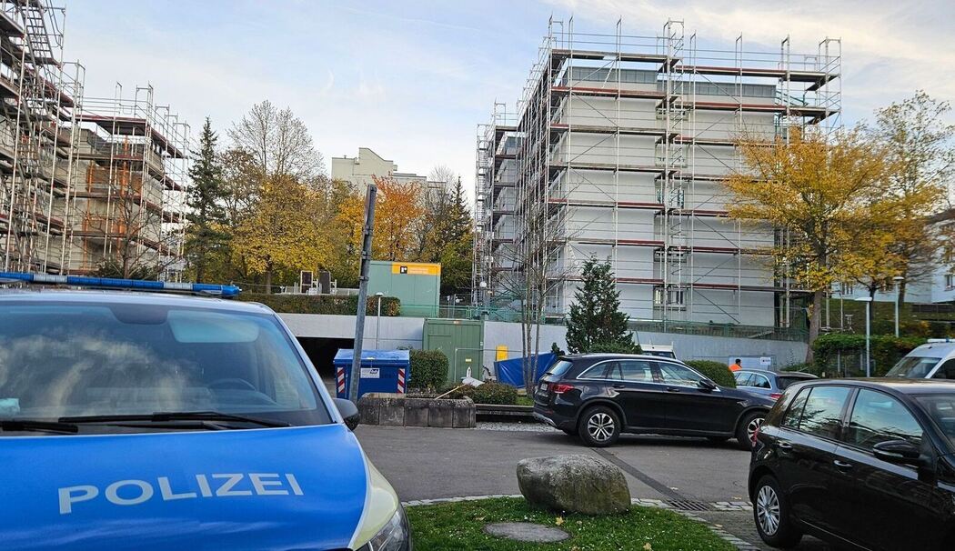 Drei Tote in Stuttgarter Wohnhaus entdeckt Drei Tote in Stuttgarter Wohnhaus entdeckt