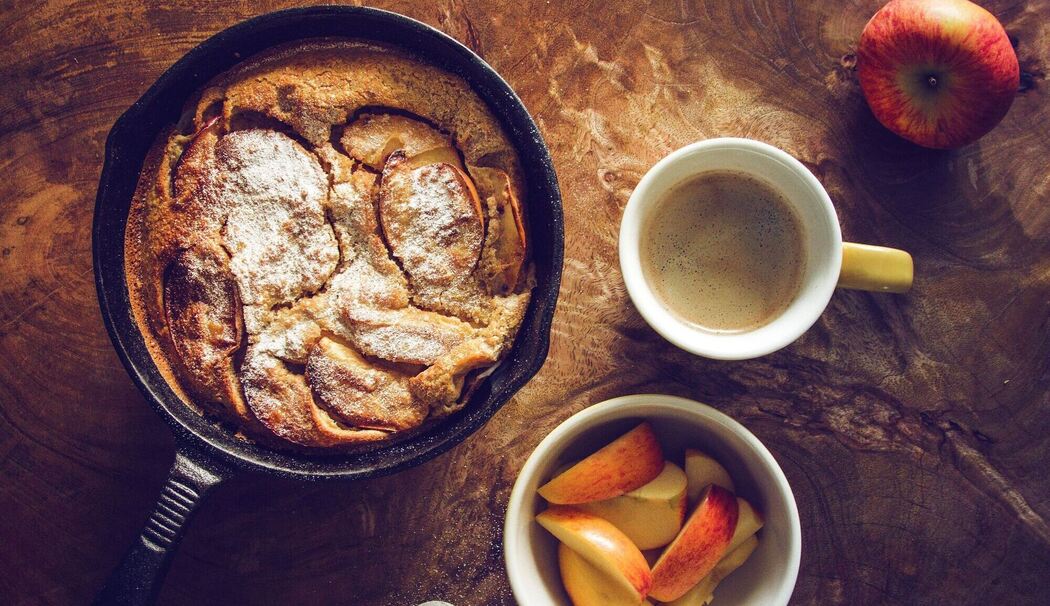 Apfel-Pfannkuchen aus dem Ofen