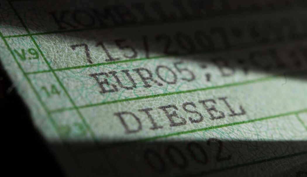 Fahrzeugschein Fahrzeugschein