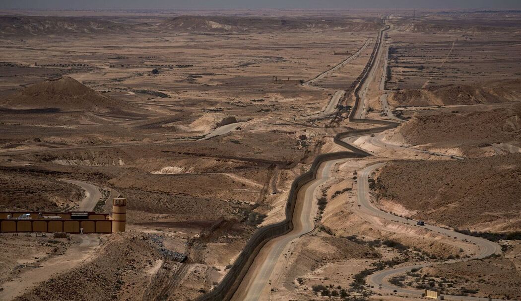 Grenzstraße zwischen Israel und Ägypten Grenzstraße zwischen Israel und Ägypten