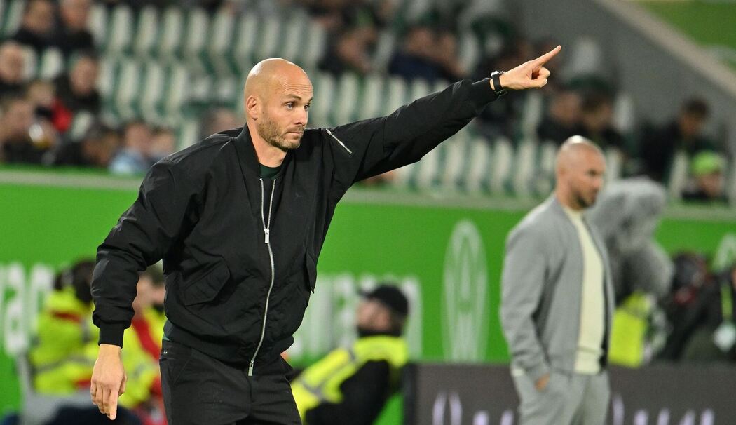 Trainer Paul Simonis vom VfL Wolfsburg