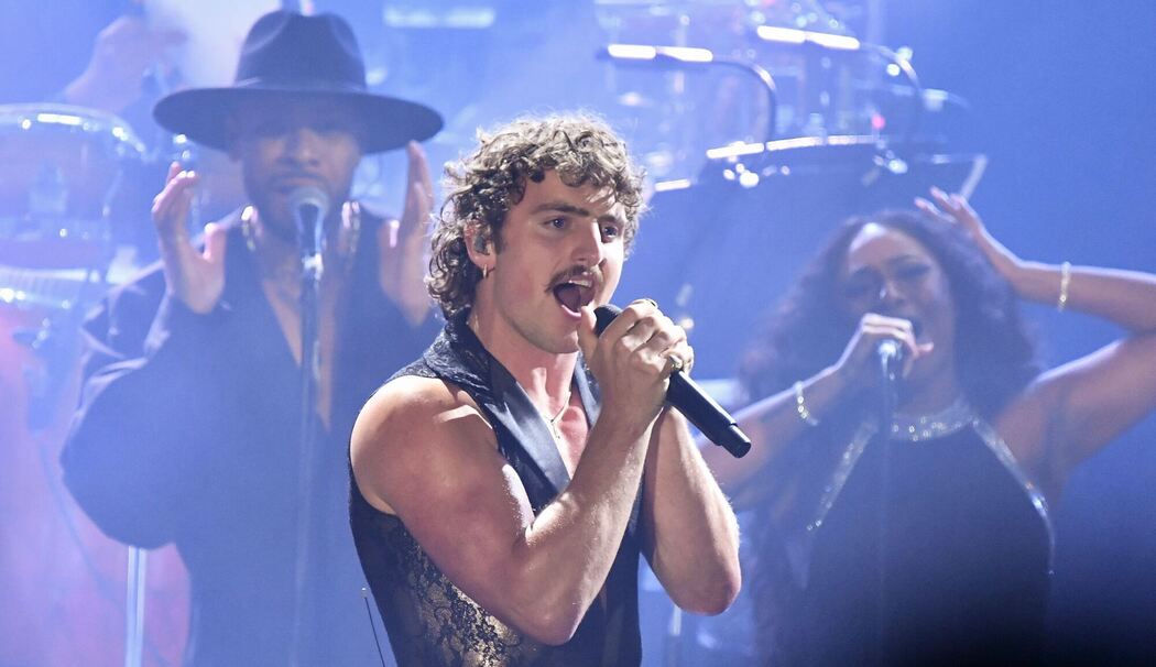 Zwischen Meme, Memme und Macho: Der Performative Male