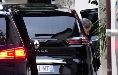 Frankreichs Ex-Präsident Sarkozy kommt unter Auflagen frei