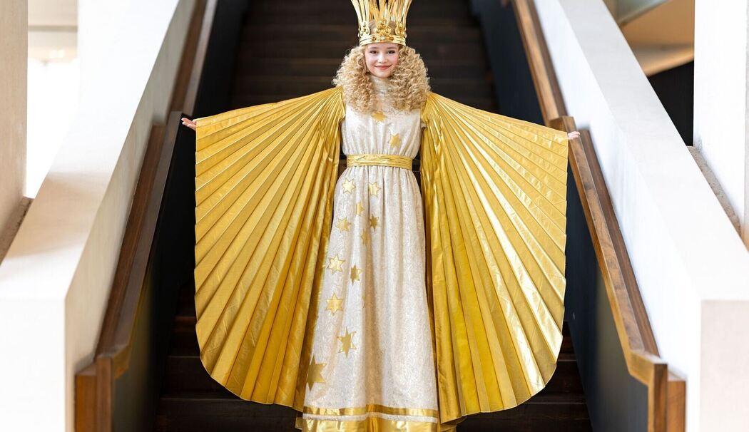 Anprobe Nürnberger Christkind Anprobe Nürnberger Christkind