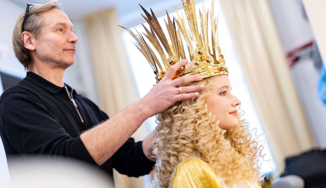 Anprobe Nürnberger Christkind Anprobe Nürnberger Christkind