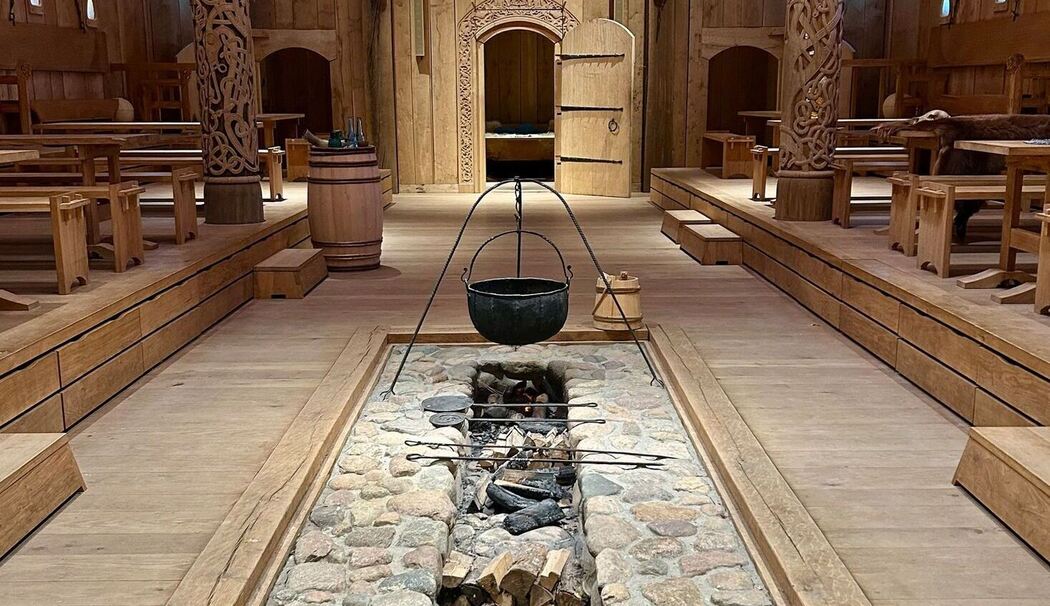 Nachbau der großen Königshalle im «Land der Legenden»