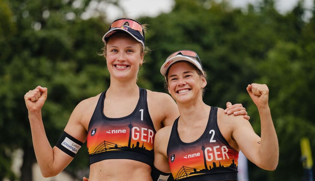 Svenja Müller (l) und Cinja Tillmann Svenja Müller (l) und Cinja Tillmann