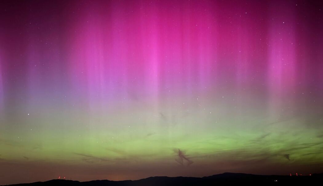 Kräftiger Sonnensturm sorgt für Polarlichter weit im Süden Kräftiger Sonnensturm sorgt für Polarlichter weit im Süden