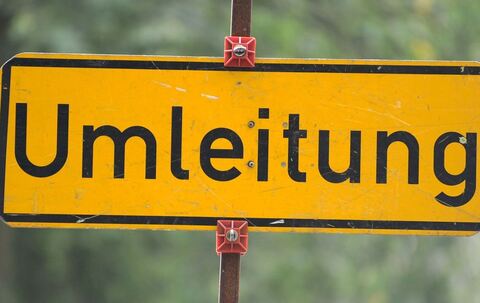 Straßensperrung - Symbolbild