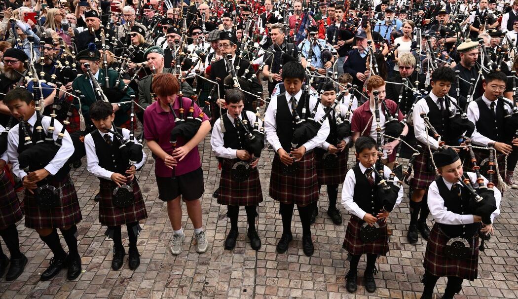 Weltrekord im Dudelsackspielen Weltrekord im Dudelsackspielen