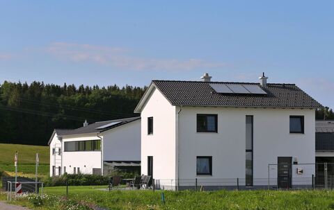 Einfamilienh&#039;user im Neubaugebiet