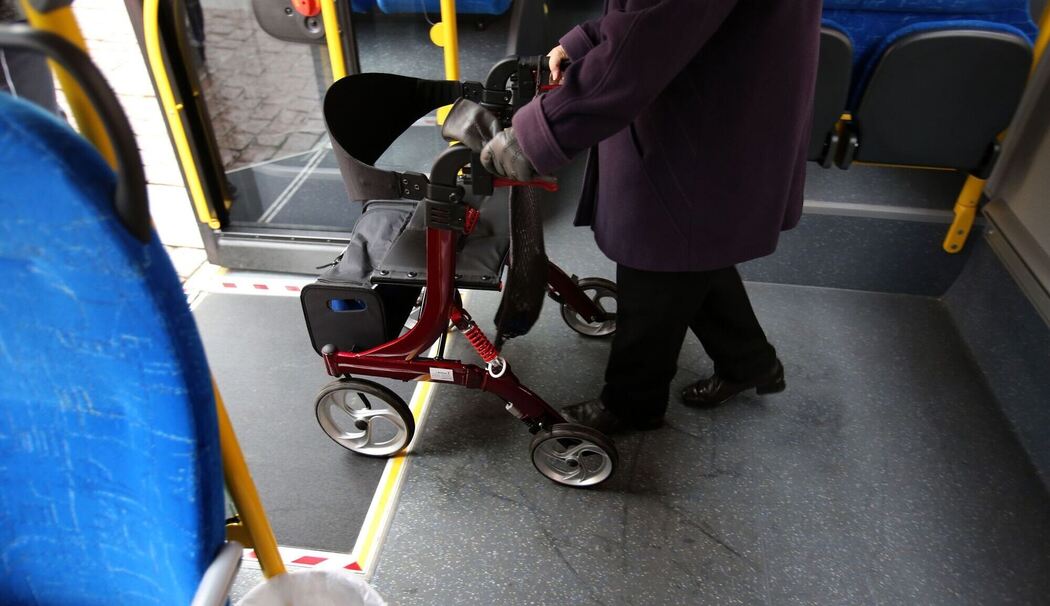 Rollatortraining im Bus Rollatortraining im Bus