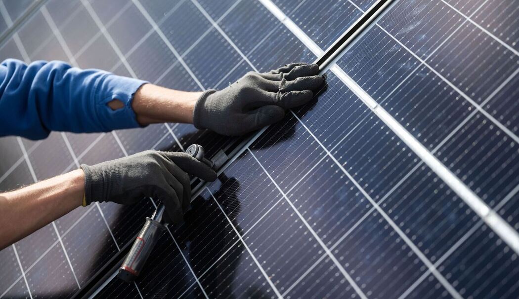 Montage einer Photovoltaikanlage Montage einer Photovoltaikanlage