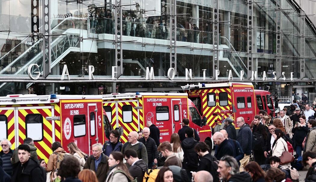 Paris - Bahnhof Montparnasse Paris - Bahnhof Montparnasse