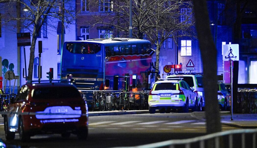 Tote und Verletzte bei Busunfall in Stockholm
