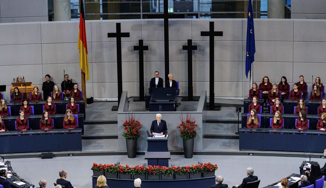 Gedenkveranstaltungen am Volkstrauertag in Berlin - Bundestag Gedenkveranstaltungen am Volkstrauertag in Berlin - Bundestag