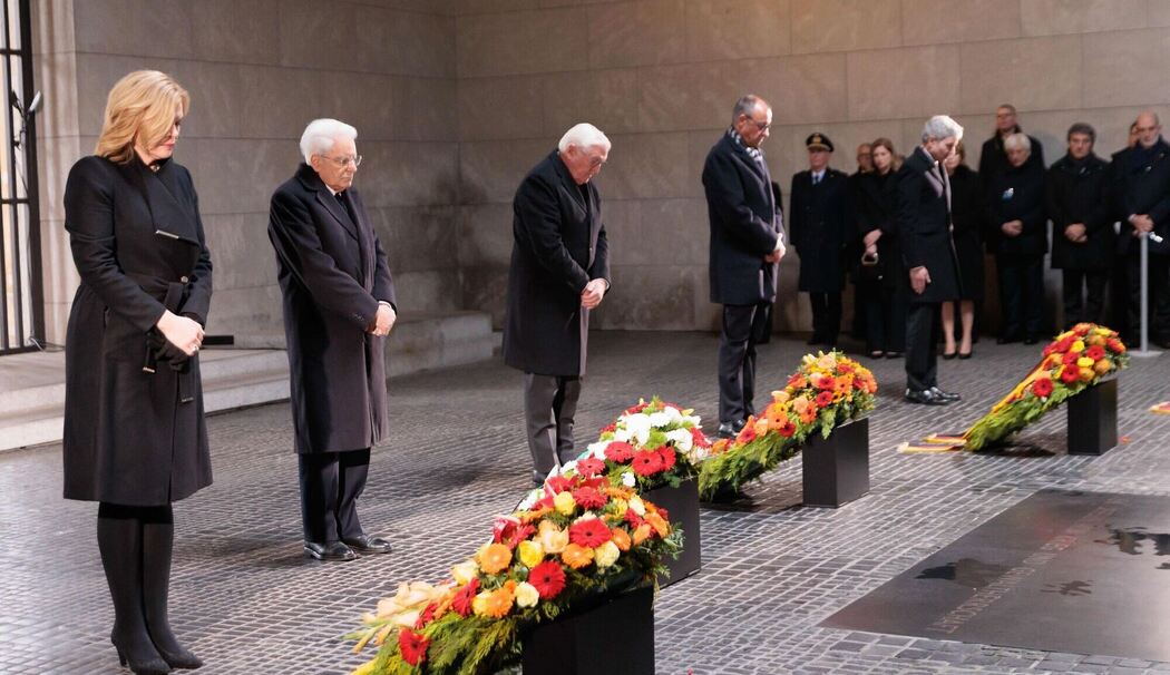 Gedenkveranstaltungen am Volkstrauertag in Berlin - Neue Wache Gedenkveranstaltungen am Volkstrauertag in Berlin - Neue Wache