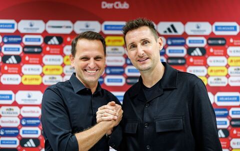 Miroslav Klose (r) und Joti Chatzialexiou