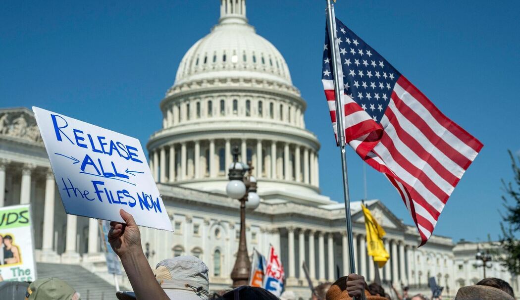 Forderung zur Veröffentlichung der Akten Forderung zur Veröffentlichung der Akten