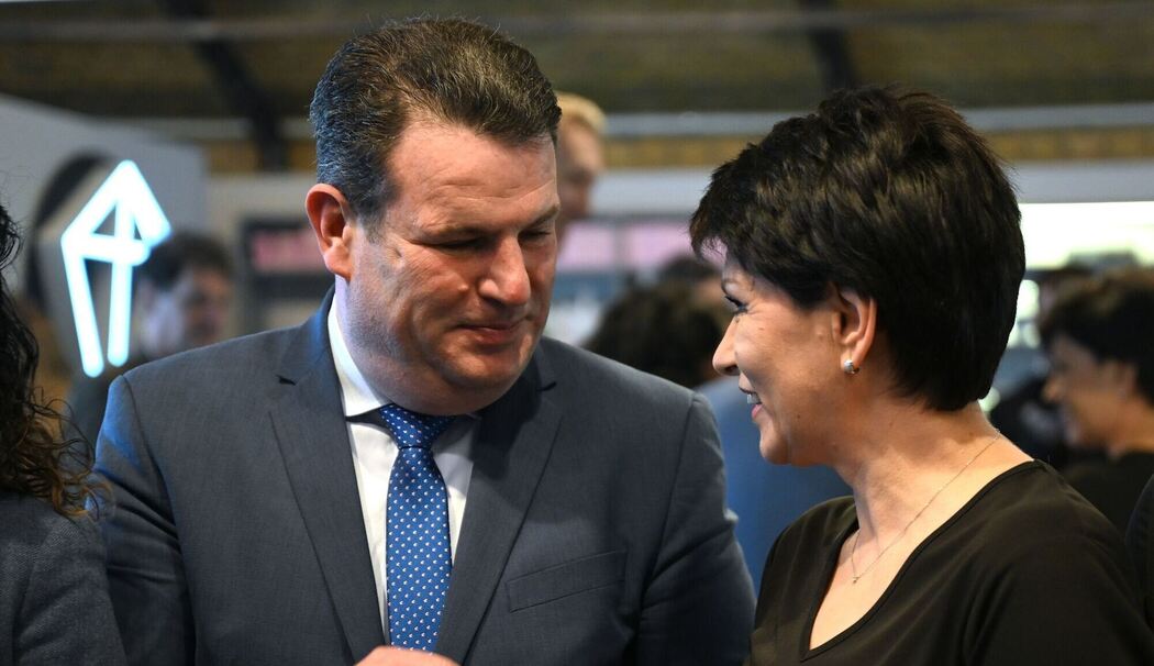 Arbeitsminister Heil besucht ukrainische Geflüchtete