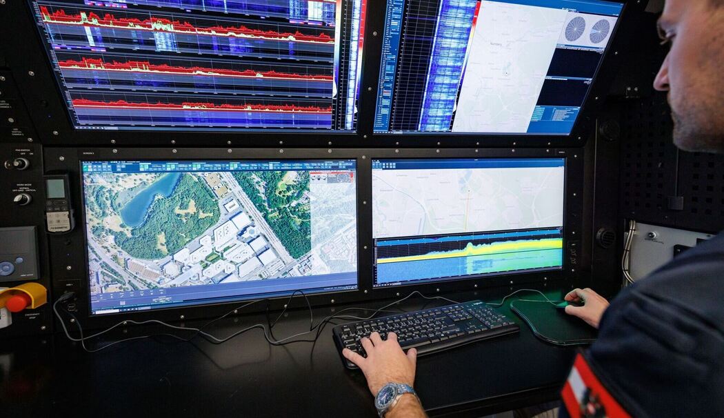 In einem Fahrzeug integriertes Drohnenerkennungssystem AARTOS