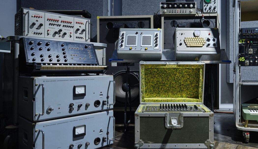 Nachlassstücke von Kraftwerk-Mitbegründer Schneider versteigert