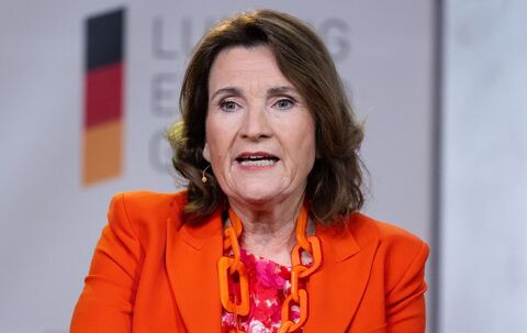 Frau von Weimer verzichtet auf Bayerischen Verfassungsorden