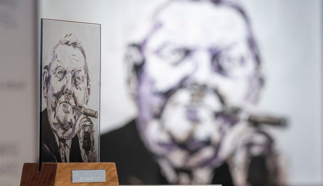 Nur noch Staatsminister: Weimer legt Firmenanteile auf Eis Nur noch Staatsminister: Weimer legt Firmenanteile auf Eis