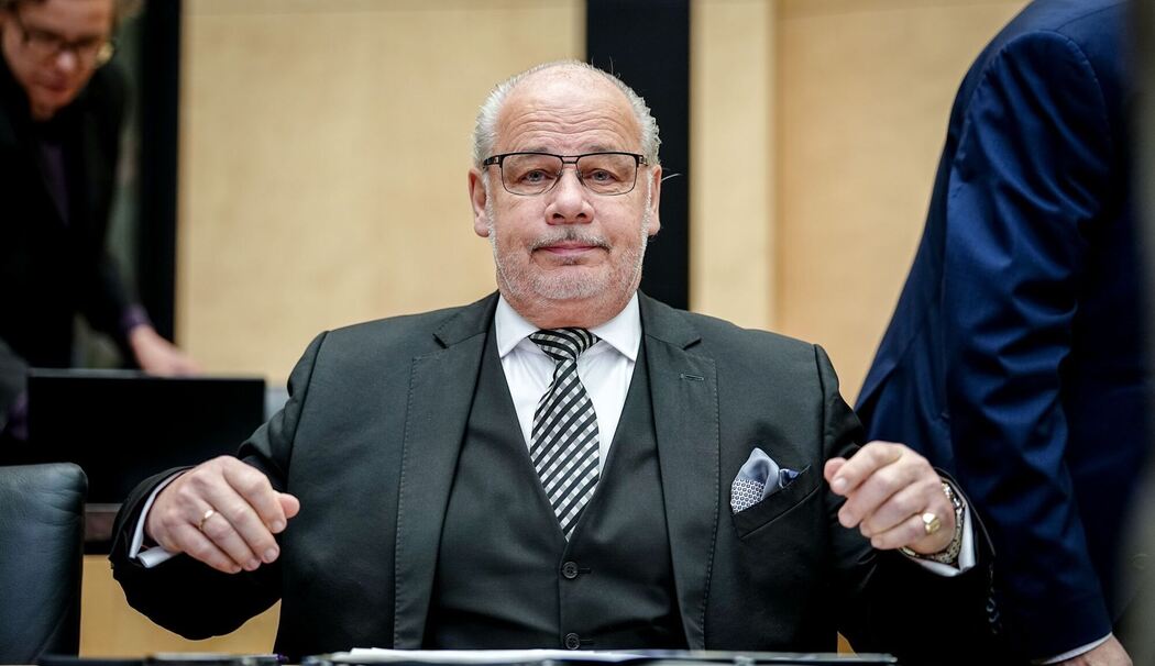 Bundesrat stoppt Sparpaket für stabile Krankenkassenbeiträge Bundesrat stoppt Sparpaket für stabile Krankenkassenbeiträge