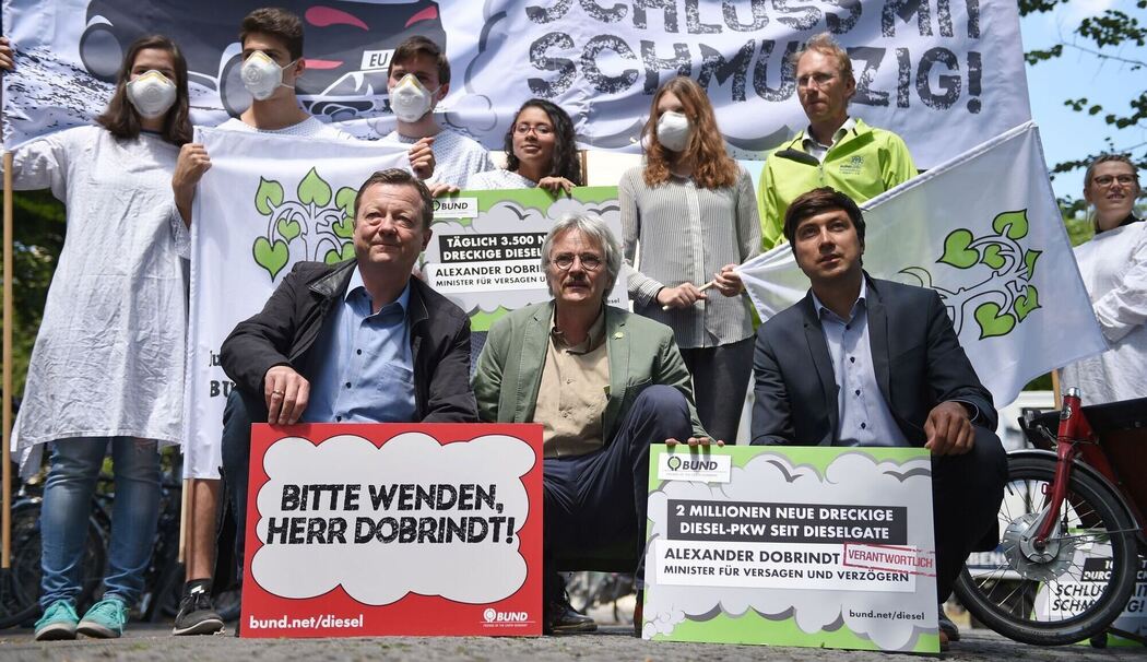 Umweltschützer machen vor Diesel-Spitzengespräch Druck