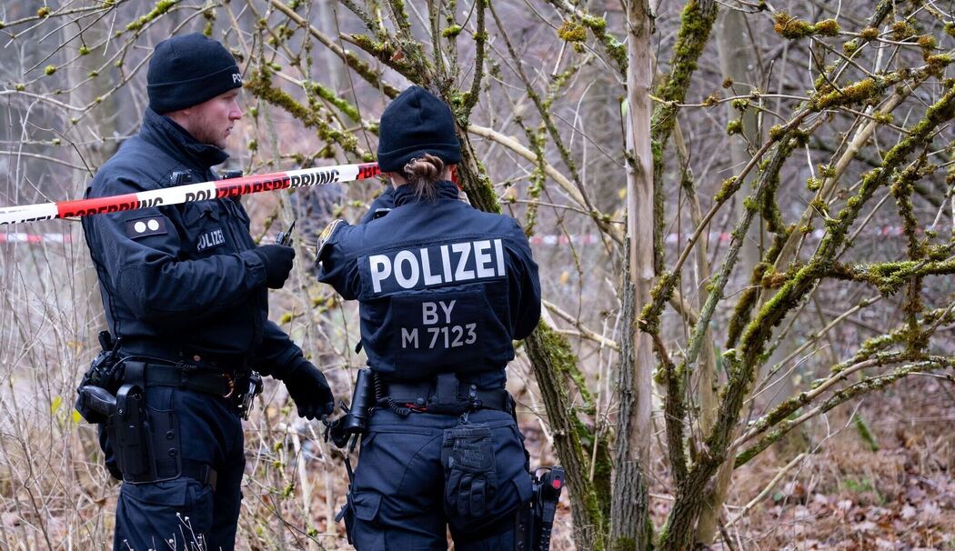 Nach dem Fund einer Frauenleiche im Wald bei München